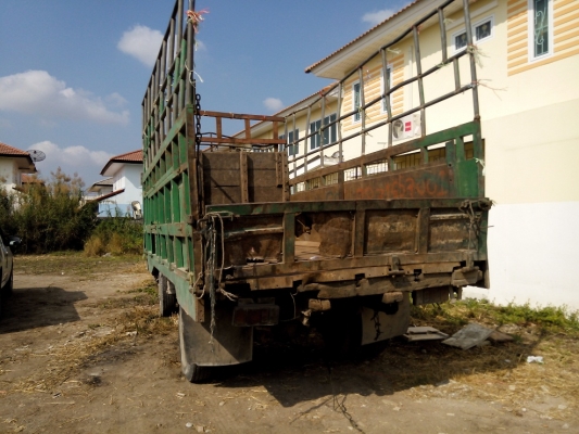 ขายหกล้อไดฮัทสุ เครื่องอีซูซุ 115 แรง ตามสภาพถูกๆครับ