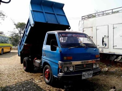 isuzu85 ดั้ม 3คิว เครื่องดีครัชซีสวยเอกสารพร้อมโอน ลดเหลือ280000บาท