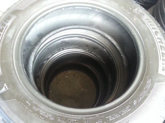 ขายยาง255/65/17ปี12Michalin  สวยเทพ  ขาย8000