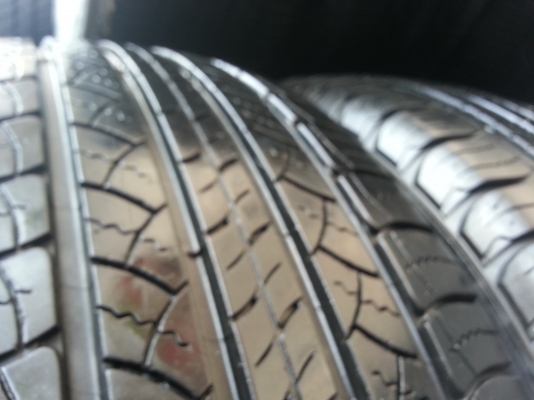 ขายยาง255/65/17ปี12Michalin  สวยเทพ  ขาย8000