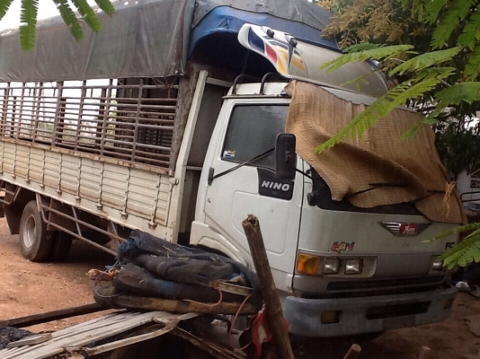 Hino FC ขายด่วน สภาพพร้อมใช้ คัชชีงาม เครื่องไม่เยิ้ม