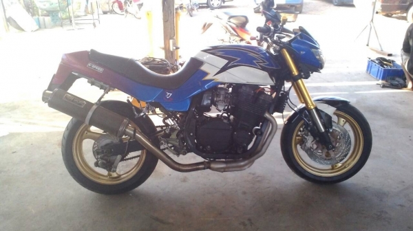 ขาย ซูซูกิ คาทาน่า 750 ทะเบียนแท้ไม่ขาดต่อ โอนขนส่งราคา 79,000