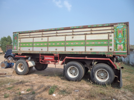 ขายด่วนๆ1750000บาทรถพ่วงอีซูซุ360แรง24ล้อพ่วงแม่-ลูกพร้อมใช้งาน