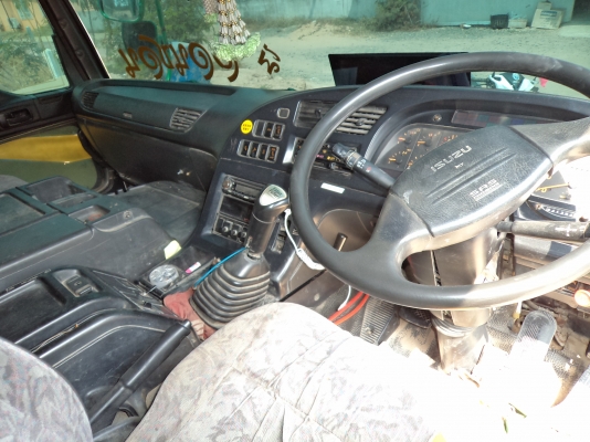 ขายด่วนๆ1750000บาทรถพ่วงอีซูซุ360แรง24ล้อพ่วงแม่-ลูกพร้อมใช้งาน