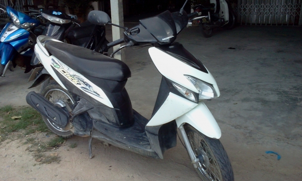 ขาย click เครื่องดีมีทะเบียนชุดโอนพร้อม 12500