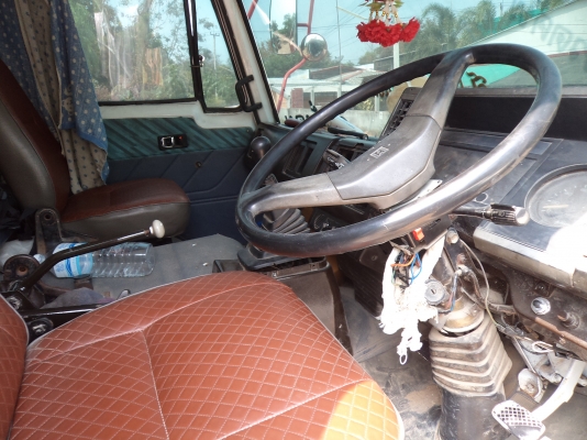 รถ10ล้ออีซูซุเทเลอร์2เพลาสโลว์เครื่อง195แรงม้าพร้อมใช้