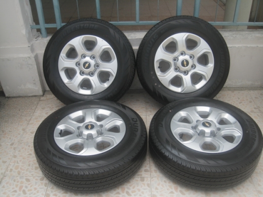 ขายล้อแม็กป้ายแดง Chev colorado 16"x6.5" et41 6รู139.7ยางผลิตสัปดาห์ที่31,3 เส้นและ34,1 เส้นี สนใจติดต่อเล็กคลองสามครับ (081-3747940)