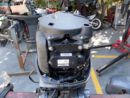 เครื่องเรือ YAMAHA 40 แรง 4STORKE พร้อม SUZUKI 30 แรง 2 จังหวะ เครื่องเรือ YAMAHA 40 แรง 4STORKE พร้อม SUZUKI 30 แรง 2 จังหวะ