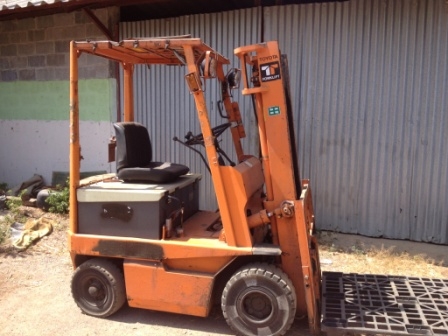 ขายครับ 2.5 ตัน ราคา 180000 โทร 0850853022