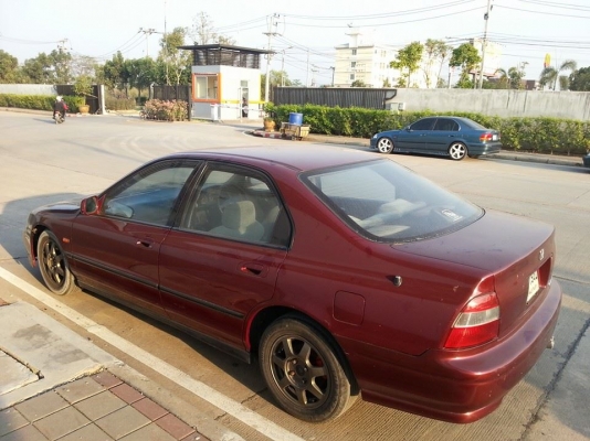 ขายACCORD ปี95 เครื่องV-Tec ABS รถสวยราคาถูก ภาษี57 เล่มพร้อมโอนครับ