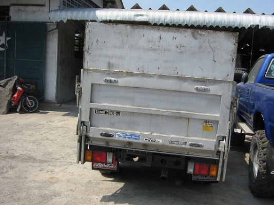 ขายด่วน ISUZU NKR 4ล้อ เครื่อง 4JB 2800CC พร้อมลิฟท้ายไฮดรอลิค ขายด่วน ISUZU NKR 4ล้อ เครื่อง 4JB 2800CC พร้อมลิฟท้ายไฮดรอลิค