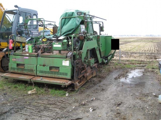 รถปูยางมือสอง NFB6C  สนใจโทร 083 081 2889