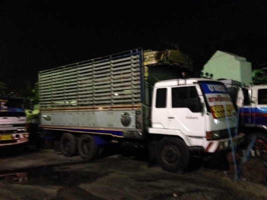 ขายรถบรรทุก10ล้อ