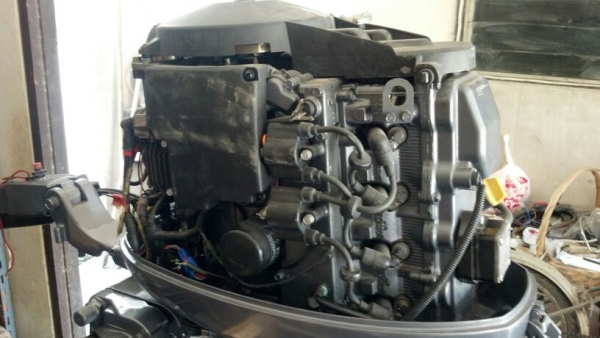 YAMAHA 50 แรง Four Stroke ทริมไฟฟ้า YAMAHA 50 แรง Four Stroke ทริมไฟฟ้า