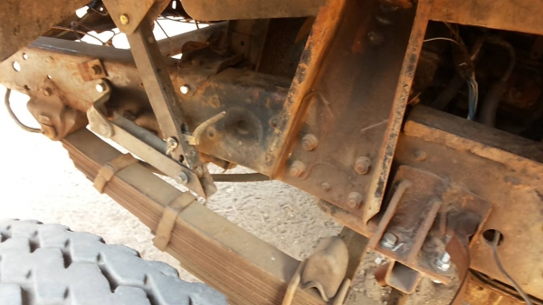 **250,000 บ.ต่อรอง**ขาย 6ล้อช่วงล่างใหญ่ ISUZU KS110 4BE1 เครื่องแน่นดี แห้งแรง ช่วงล่างFหน้า-หลัง คัสซีดีเดิมมีตำหนิตามรูป (ต้องเก็บ) กระบะคอกไม้4.30ม.สภาพดีพื้นดีข้างดี หัวเก๋งเดิมๆ พอใช้ ภายในโอเค ยาง8.25ดี4เส้นพอใช้2เส้น ทะเบียนขาด3ปี ขายตามสภาพเก็บนิ **250,000 บ.ต่อรอง**ขาย 6ล้อช่วงล่างใหญ่ ISUZU KS110 4BE1 เครื่องแน่นดี แห้งแรง ช่วงล่างFหน้า-หลัง คัสซีดีเดิมมีตำหนิตามรูป (ต้องเก็บ) กระบะคอกไม้4.30ม.สภาพดีพื้นดีข้างดี หัวเก๋งเดิมๆ พอใช้ ภายในโอเค ยาง8.25ดี4เส้นพอใช้2เส้น ทะเบียนขาด3ปี ขายตามสภาพเก็บนิ