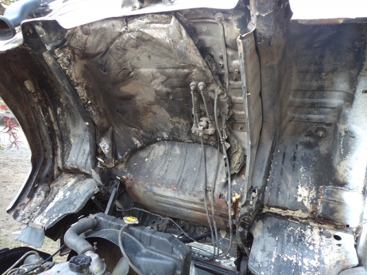 ขายถูกตามสภาพเลยคับ335000บาทรถ6ล้อฮีโน่FBเครื่อง117แรงช่วงล่างF สภาพดีพร้อมใช้