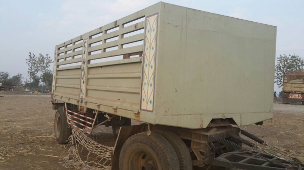 **300,000 บ.ต่อรอง**ขายลูกพ่วง 2คานไม่ดั้ม RCK สภาพดี พื้นดีข้างสวย ยางดี เล่มทะเบียนครบ ราคาต่อรองได้เด้อ พีี่น้องครับ **300,000 บ.ต่อรอง**ขายลูกพ่วง 2คานไม่ดั้ม RCK สภาพดี พื้นดีข้างสวย ยางดี เล่มทะเบียนครบ ราคาต่อรองได้เด้อ พีี่น้องครับ