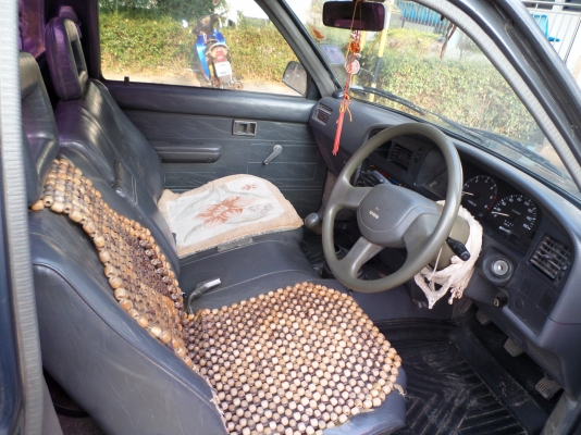 ขายกระบะไมตี้เอ็กหัวเดียวปี35/1992 รถข้าราชการครู ผอ.หนูอาง สมสมัย..........รถมือเดียวออกจากศูนย์รถเดิมมาก...สีเดิมไม่เคยทำไม่เคยชนครัชชีไม่ผุ......... รถใช้งานน้อยมากครับไม่เคยบรรทุกหนัก เครื่องเดิมไม่เคยทำเครื่องเงียบมากเหมือนใหม่เลยครับสภาพพร้อมใช้งานซ