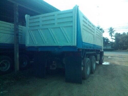 รถฮีโน่ 10 ล้อดั้ม  FXZ 270 แรงม้า. ปี 51  ( ราคา 2,150,000 บาท. ) สนใจติดต่อ 081 - 6079515