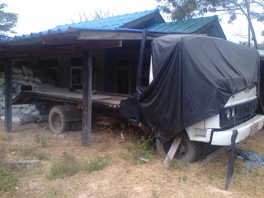 เทลเลอร์หกล้อ  ฮีโน่ เคเอ็ม หกน๊อต 230000