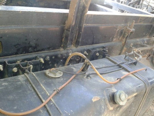 รถอีซูซุ 6 ล้อดั้ม 150 แรงม้า. ปี 50  ( รถวิ่ง 68,xxx กม. )    สนใจติ ดต่อ 081 - 6079515