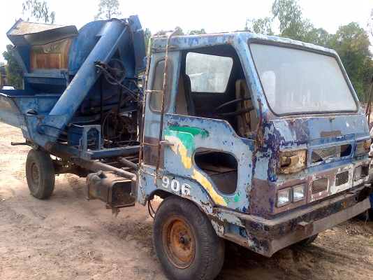 รถนวดข้าว  906  เครื่อง85 ตู้5ฟุตครึ่งเกษตร 65000