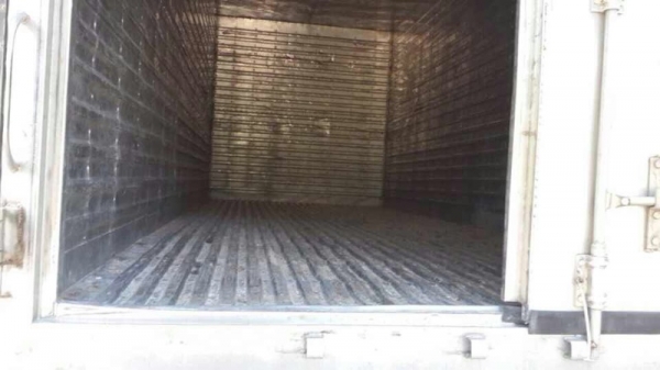 รถอีซูซุ 10 ล้อ ตู้เย็น  230 แรงม้า. ปี 50  สนใจติดต่อ 081 - 6079515