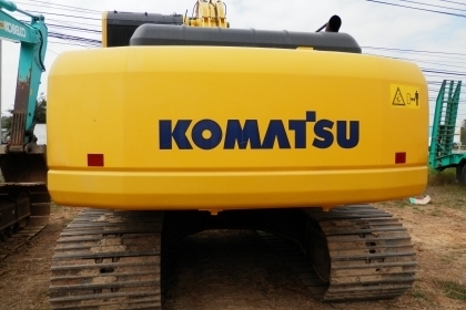 KOMATSU PC200-8 ใช้งาน5000ช.มเศษรถสวย แห้งทั้งคัน