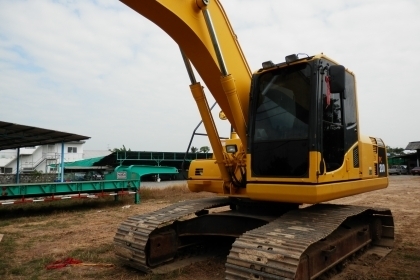 KOMATSU PC200-8 ใช้งาน5000ช.มเศษรถสวย แห้งทั้งคัน