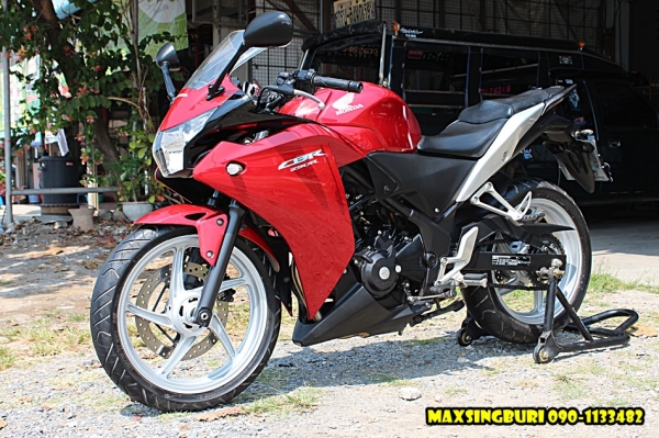 แม็กสิงห์บุรี//HONDA CBR205R ปี2011 สภาพสวยใสพร้อมท่อแต่ง ทะเบียนพร้อมโอน 77000 ด่วน