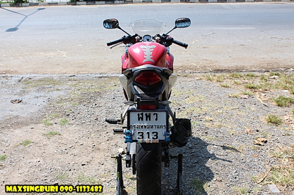 แม็กสิงห์บุรี//HONDA CBR205R ปี2011 สภาพสวยใสพร้อมท่อแต่ง ทะเบียนพร้อมโอน 77000 ด่วน