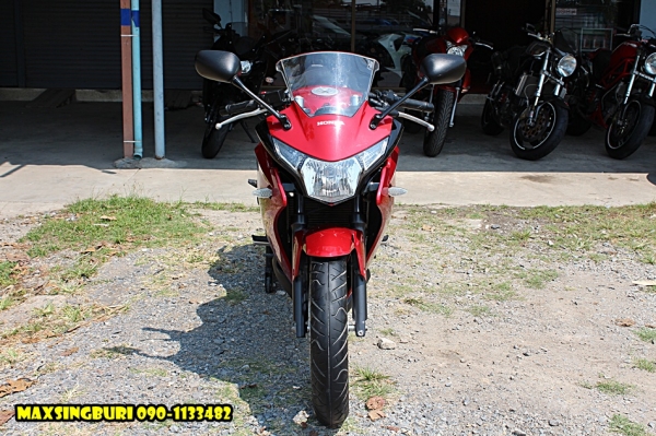 แม็กสิงห์บุรี//HONDA CBR205R ปี2011 สภาพสวยใสพร้อมท่อแต่ง ทะเบียนพร้อมโอน 77000 ด่วน