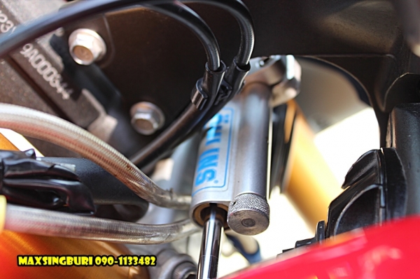 แม็กสิงห์บุรี//YAMAHA R1 ปี2009 สภาพสวยสุดๆ ของแต่งเยอะมาก ทะเบียนแท้โอนขนส่ง 580000 ด่วน