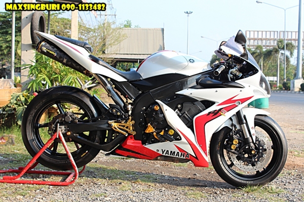 แม็กสิงห์บุรี//YAMAHA R1 ปี2005 สภาพโครตหล่อสุดๆ ของแต่งเพียบ เสียสรรพาสมิตรแล้ว 249000 ด่วน