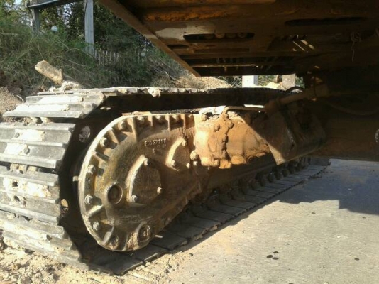 ขาย  เครื่องเดิม ปั้มใหม่ เอวแน่ ช่างล่างเต็ม ตัวเดินดี บูมมีป่ะนิดหน่อย ทำงานคล่องดี ครับ