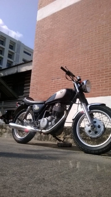 ขายด่วน Yamaha sr 400 year 1995 อินวอย สพม.