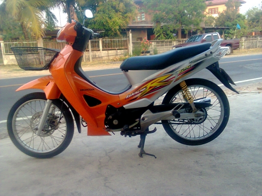 เวฟ125กุญแจนิรภัยไมล์สายเดิมบ้านนอกแท้ๆ 18500 บาท เวฟ125กุญแจนิรภัยไมล์สายเดิมบ้านนอกแท้ๆ 18500 บาท