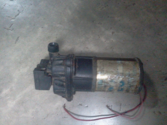 เครื่องดูดน้ำมัน