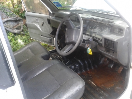 59000ขายL200มิตซูไซโคนปี95หัวเดียว รถเครื่องเกียร์ดีขี่ดีแอร์เย็น สีพอได้ ภายในสอาดพอได้ ช่วงล่างมีดังบ้าง จัดไฟแนนซ์ได้  แต่ได้ไม่มาก