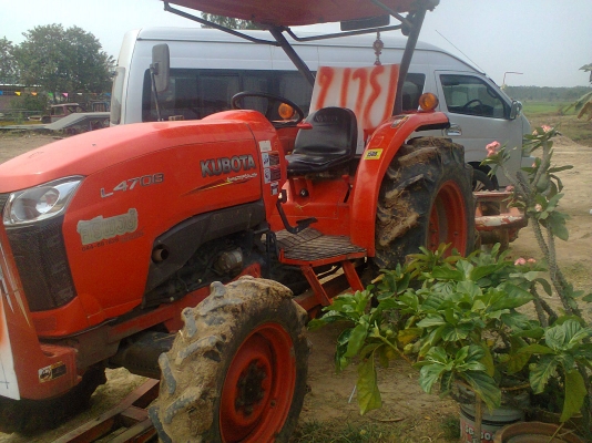 ขายดาวห์ คูโบต้า 47 แรง สภาพพร้อมใช้งาน โลตารี่ ฝานไถ ฝานเกด พร้อมคาด 2 แสนบาท เปลี่ยนสัญญาหั้ยเลย