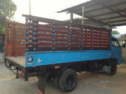 ขาย 6 ล้อ  ISUZU 100 แรง แรง