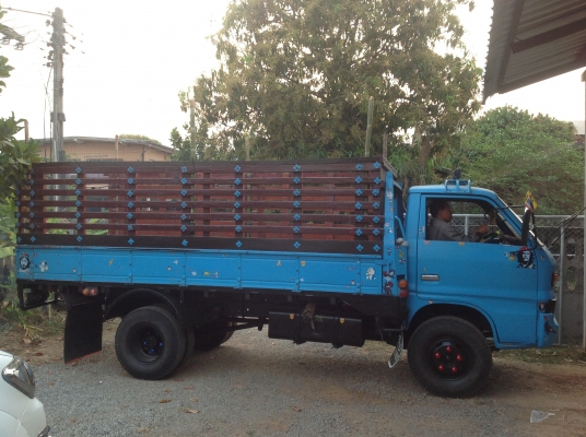 ขาย 6 ล้อ  ISUZU 100 แรง แรง