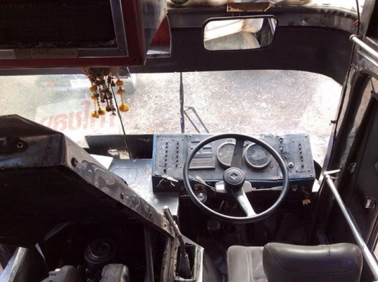 ขายตัวถังทรงนางพญาสีพึ่งทำมาใหม่ 70,000