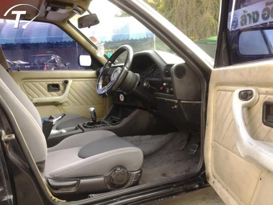 BMW E30 รุ่น316 สภาพพร้อมใช้ BMW E30 รุ่น316 สภาพพร้อมใช้