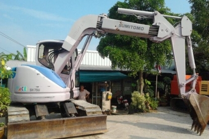 ขาย SUMITOMO SH75U-2  รถนำเข้าเก่าญี่ปุ่นแท้ 100\% ราคาพร้อมส่งค่ะ