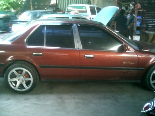 ขายรถ HONDA รุ่น ACCORD โฉม (ตาเพชร ปี92 ลดอีกหรือ75000อยากใด้เท่าไรว่ามาคับรับใด้จัดเลย