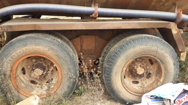 ขายด่วนKT725สองเพลารถน้ำสภาพสวยพร้อมใช้เอกสารพร้อมโทร0801515451