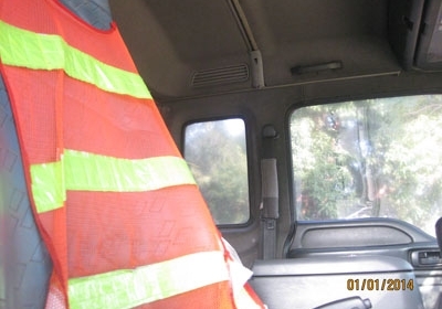 ขาย Deca Uro 2 ปี 48 หกล้อตู้สิบบานยาว 7.2 m สวยมาก โทร 088-4501277