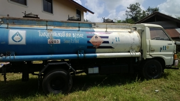 6ล้อน้ำมัน ISUZU KS 110แรง ถ้งจุประมาณ7พันลิตร มีมิเตอร์ครบ รถห้างแท้ พร้อมใช้.เล่มพร้อม..