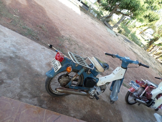 ขายชี50...เครื่องดรีมเอ็กเซลล์เครื่องแน่นๆวิ่ง100+ไม่ดังไม่หอนไม่ควันเครื่องเดินเบานิ่ง สภาพโครงเดิมๆเกือบทั้งคันบังโคลนหน้าเหล็กราคาเปิดที่12500บาท ส่งได้ทั่วไทย080-1696651....